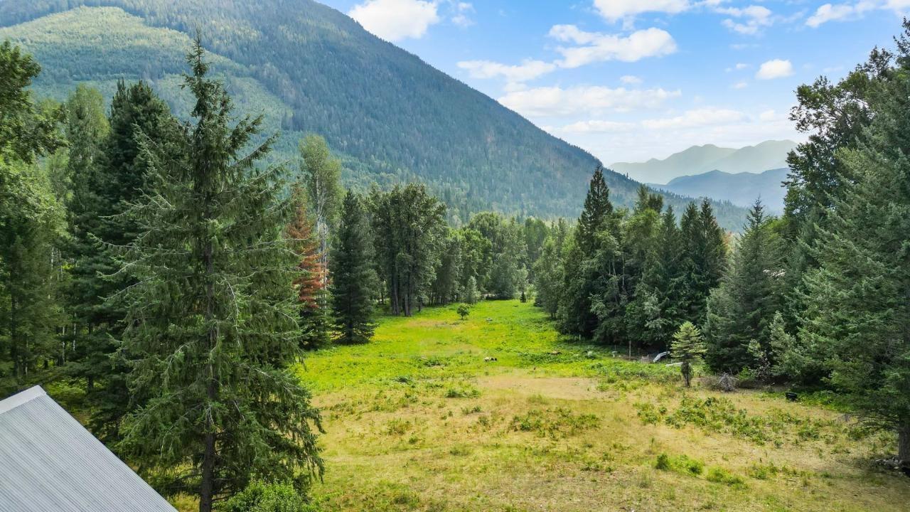 16749 Crawford Creek Road, Crawford Bay, British Columbia  V0B 1E0 - Photo 57 - 2477065