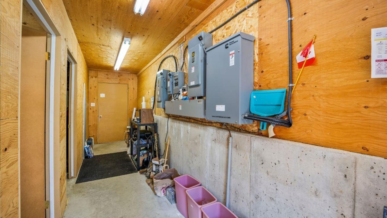 16749 Crawford Creek Road, Crawford Bay, British Columbia  V0B 1E0 - Photo 58 - 2477065