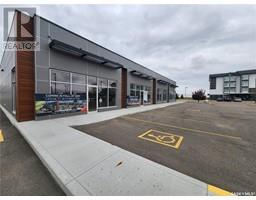 B 84 Grace Street, Weyburn, Ca