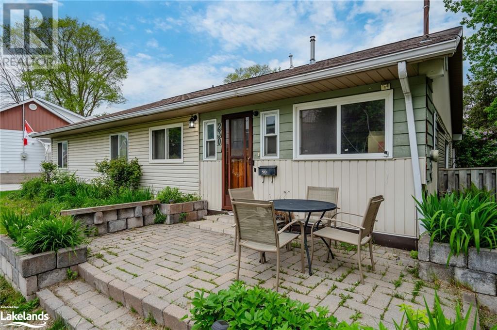 230 Elizabeth Street, Midland, Ontario  L4R 1Y4 - Photo 3 - 40589551