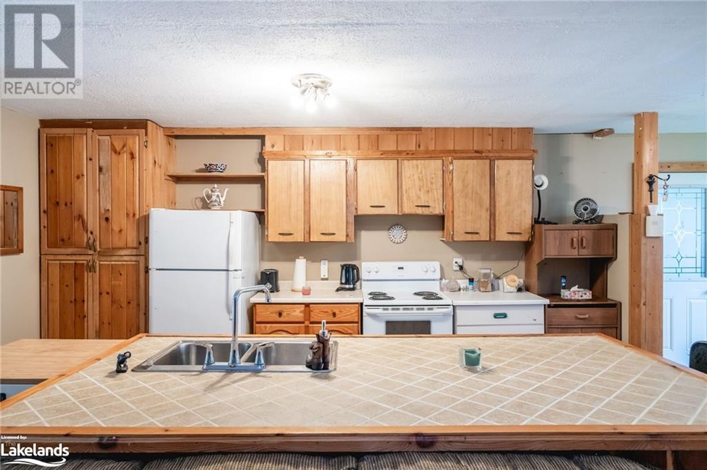 230 Elizabeth Street, Midland, Ontario  L4R 1Y4 - Photo 7 - 40589551