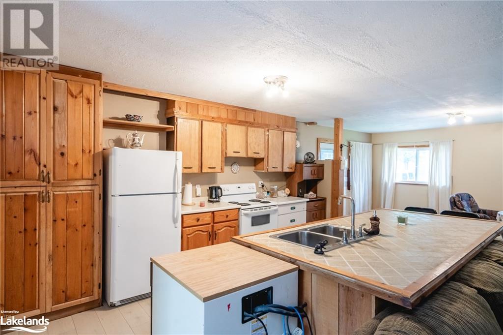 230 Elizabeth Street, Midland, Ontario  L4R 1Y4 - Photo 8 - 40589551