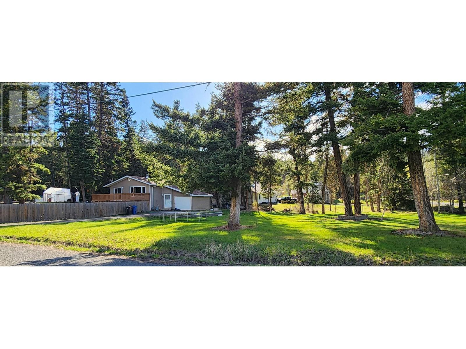 6009 EASZEE DRIVE, 108 mile ranch, British Columbia V0K2Z0