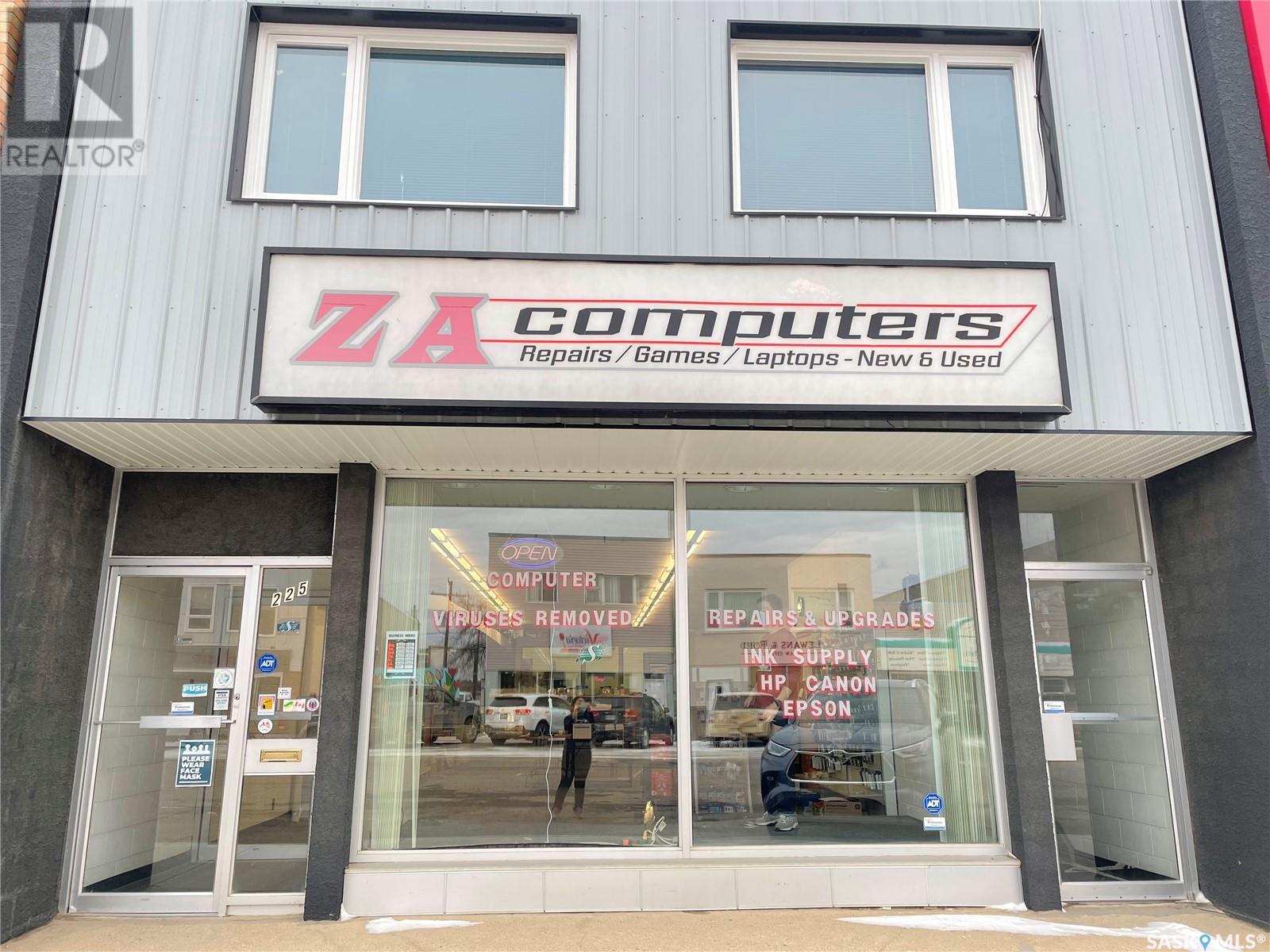 225 Centre STREET, assiniboia, Saskatchewan