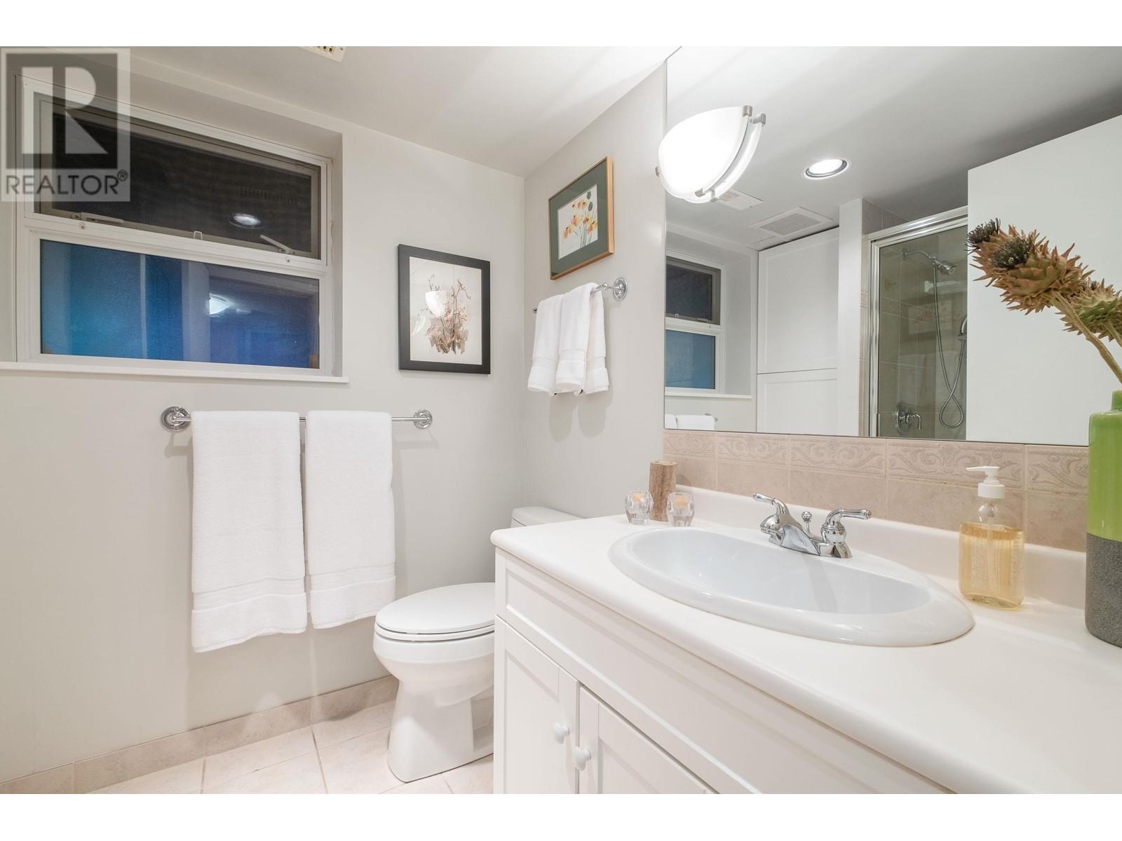 5405 Ranger Avenue, North Vancouver, British Columbia  V7R 3M7 - Photo 30 - R2884803