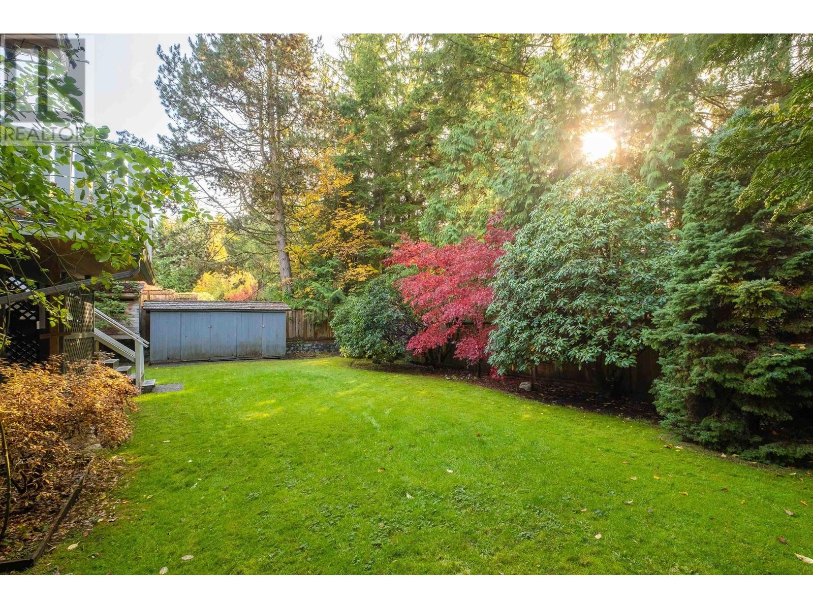 5405 Ranger Avenue, North Vancouver, British Columbia  V7R 3M7 - Photo 33 - R2884803