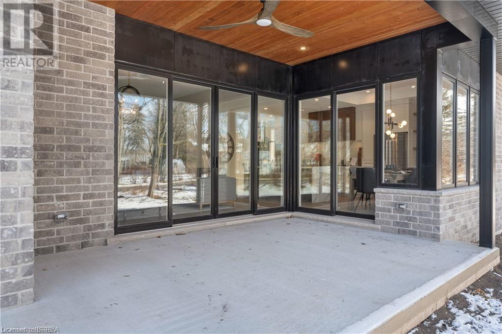 153 Parkside Drive, Brantford, Ontario N3T 0S9 (26921011) The Kate