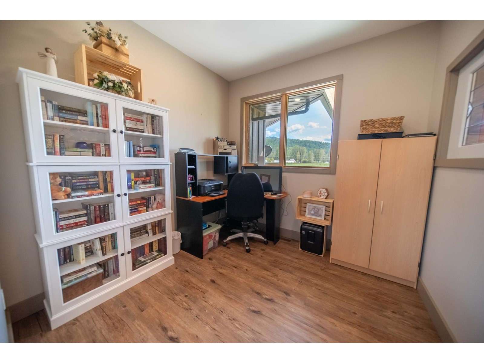 6385 Highway 3, Fernie, British Columbia  V0B 1M0 - Photo 36 - 2477109