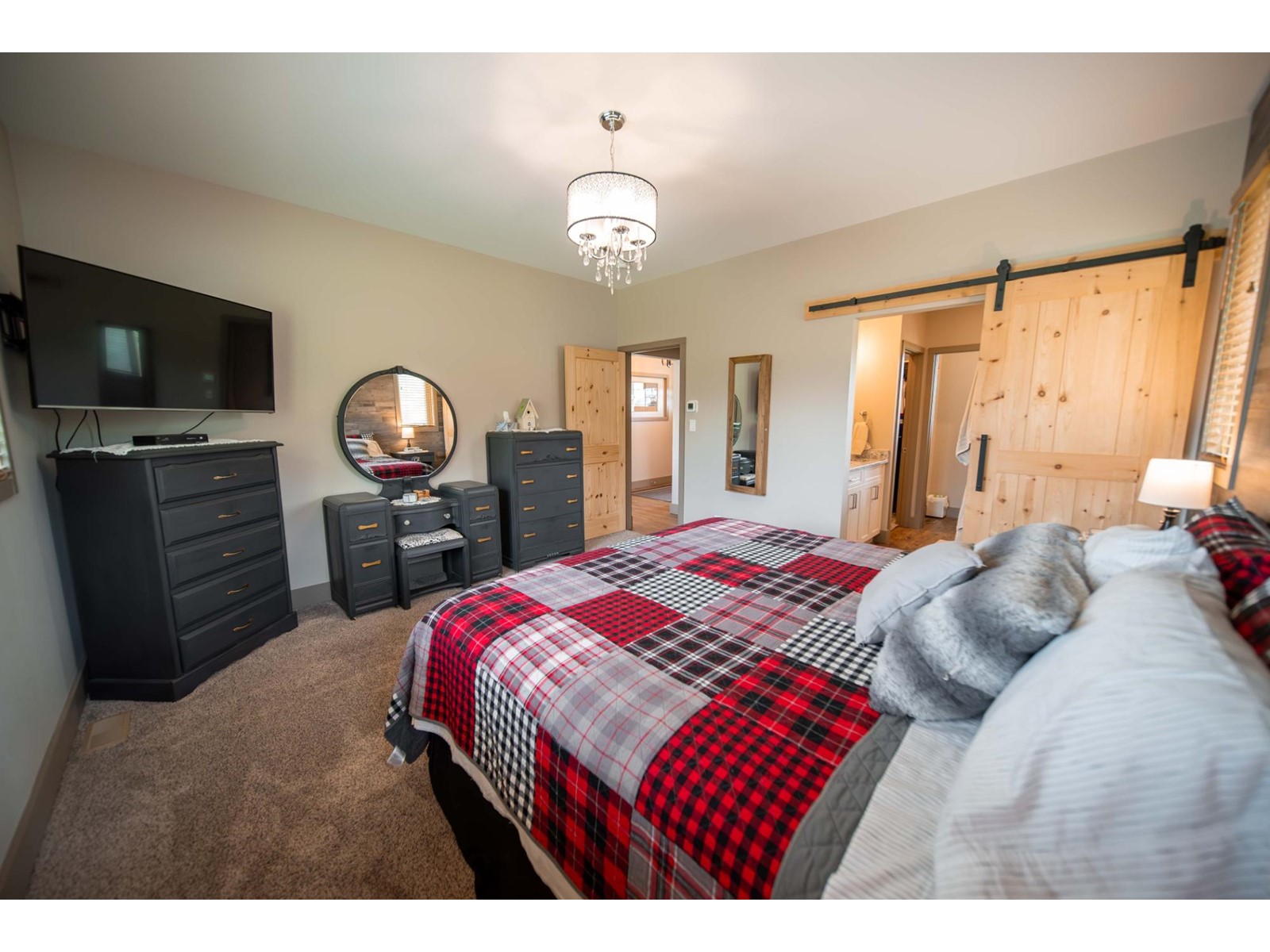 6385 Highway 3, Fernie, British Columbia  V0B 1M0 - Photo 55 - 2477109