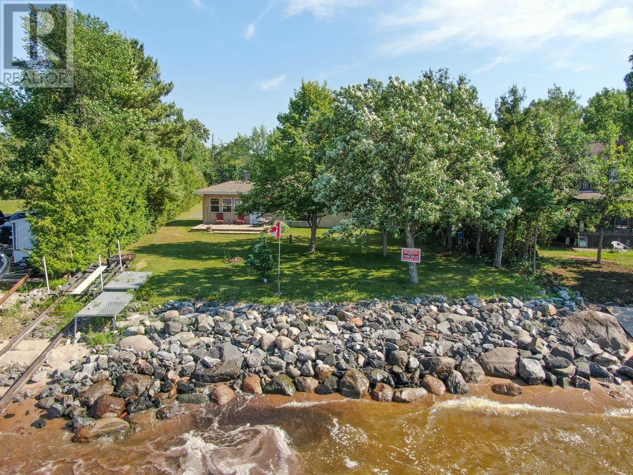 31a Perwood Drive W, Morson, Ontario  P0W 1J0 - Photo 2 - TB240991