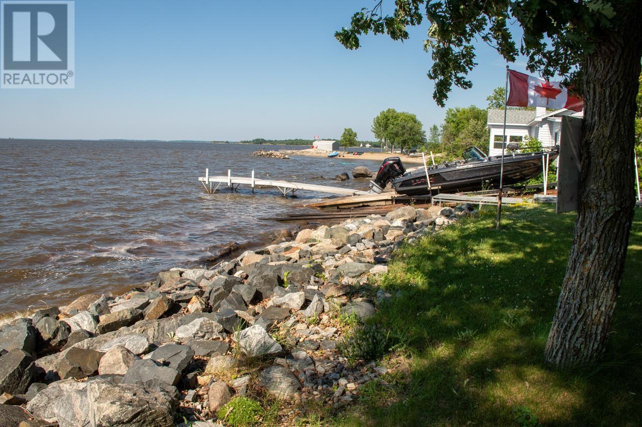 31a Perwood Drive W, Morson, Ontario  P0W 1J0 - Photo 43 - TB240991