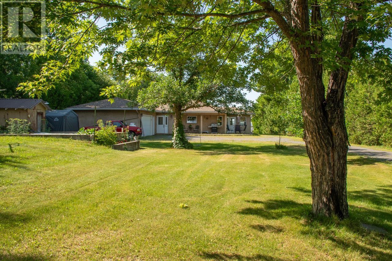 31a Perwood Drive W, Morson, Ontario  P0W 1J0 - Photo 7 - TB240991