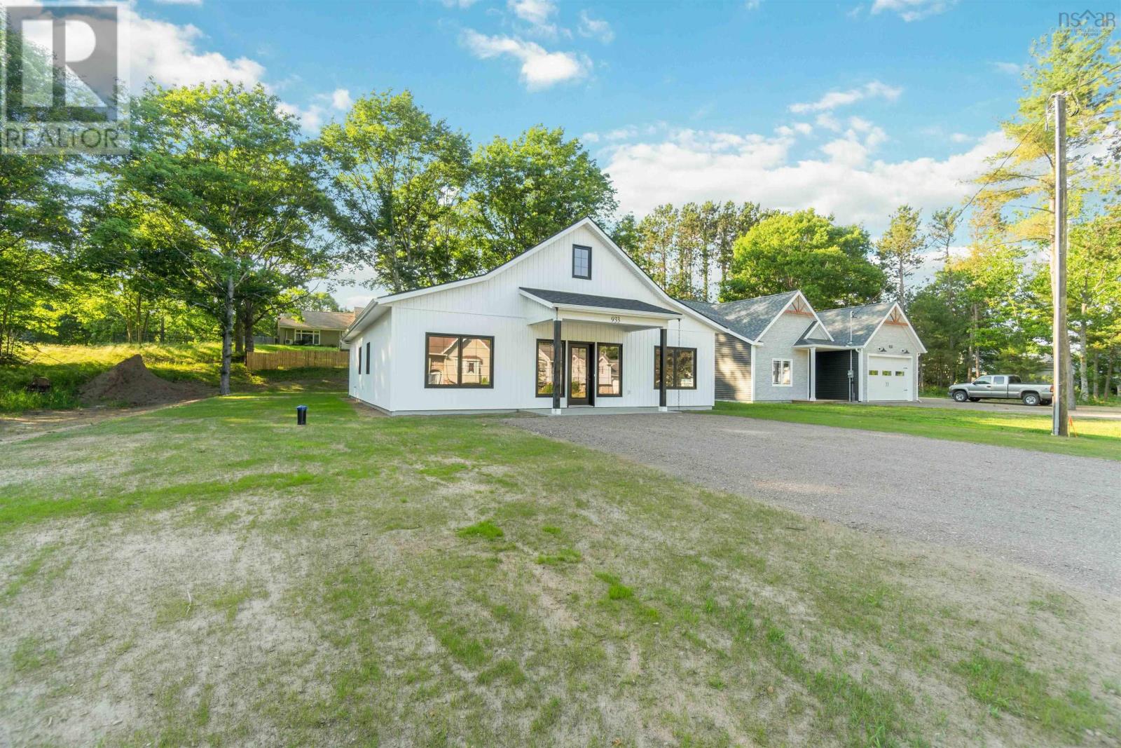 933 Kingston Heights Drive, Ravenwood, Kingston, Nova Scotia  B0P 1R0 - Photo 3 - 202323801