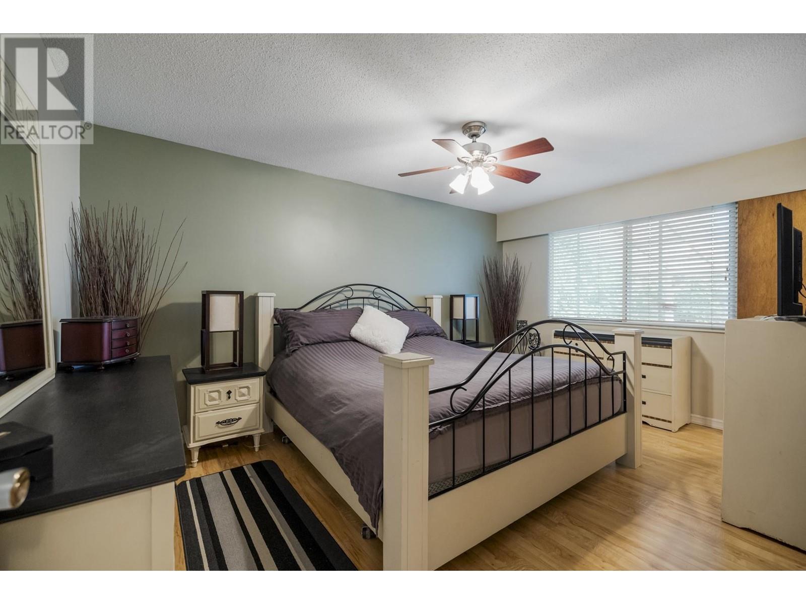 23679 Fern Crescent, Maple Ridge, British Columbia  V4R 2S9 - Photo 19 - R2885392