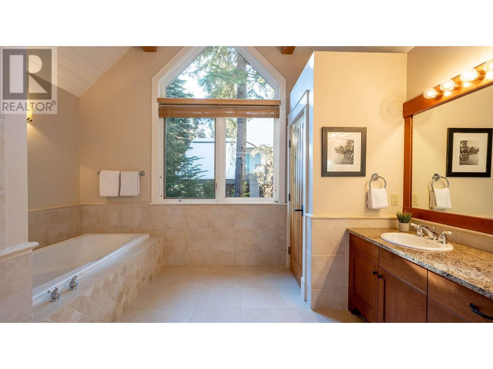4942 Horstman Lane, Whistler, British Columbia V0N 1B4 - Photo 20 - R2885453