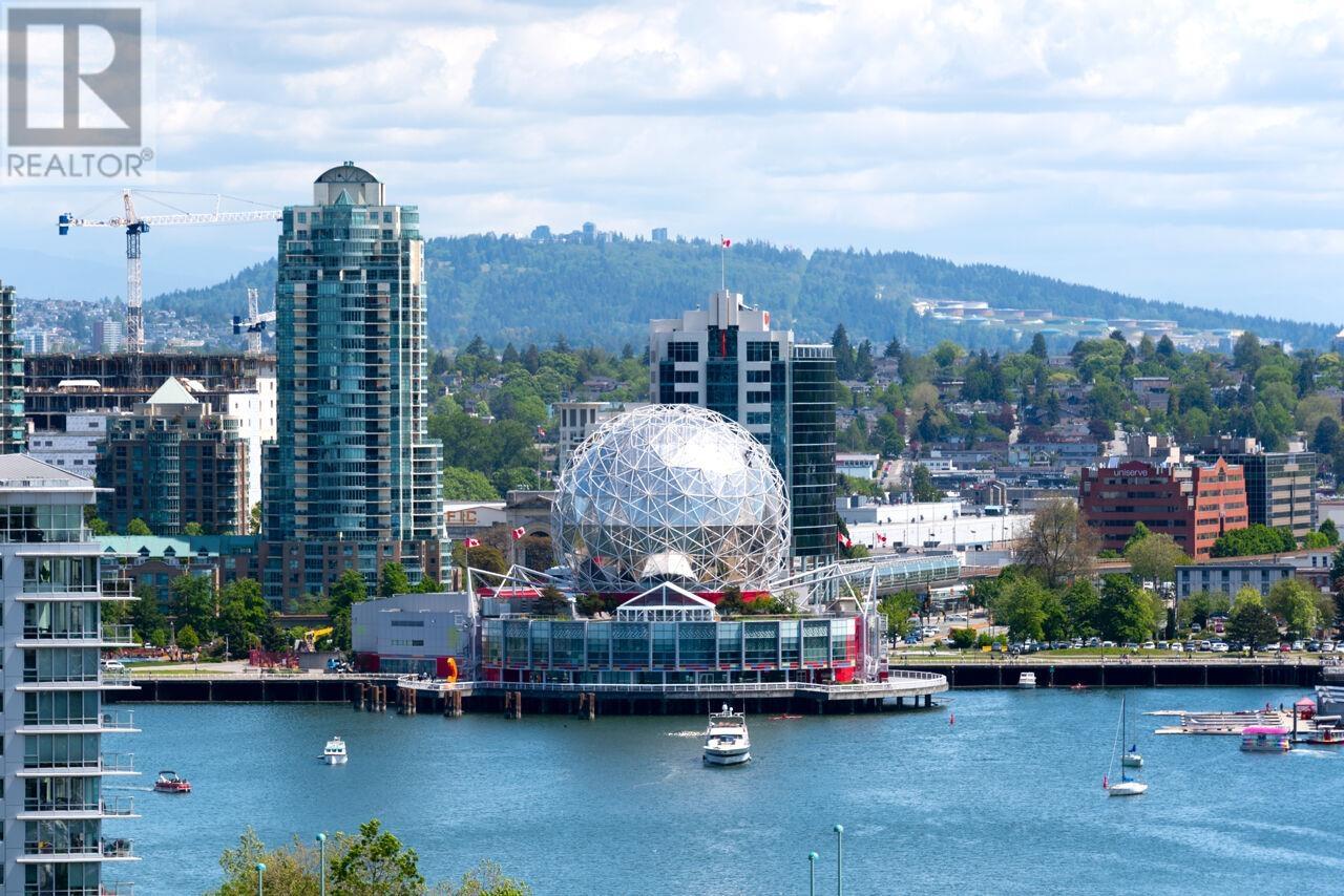 2105 1201 Marinaside Crescent, Vancouver, British Columbia  V6Z 2V2 - Photo 7 - R2884905