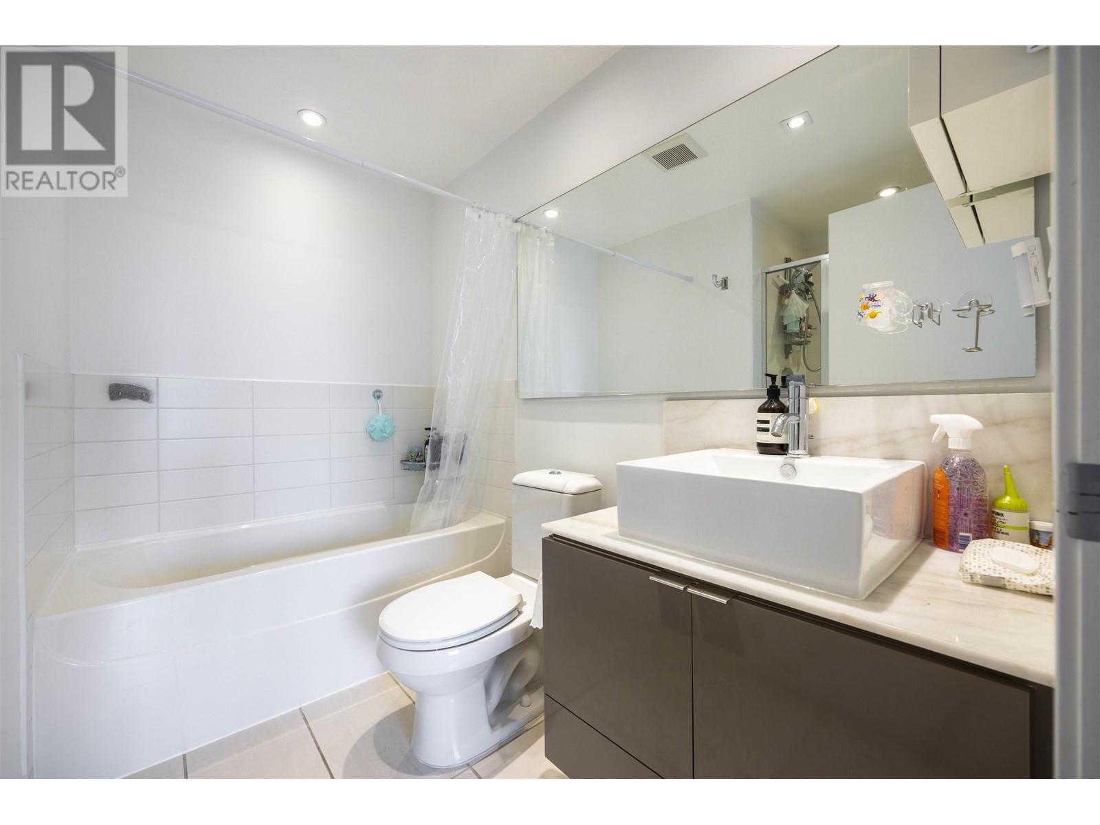 208 4808 Hazel Street, Burnaby, British Columbia  V5H 0A2 - Photo 11 - R2885469