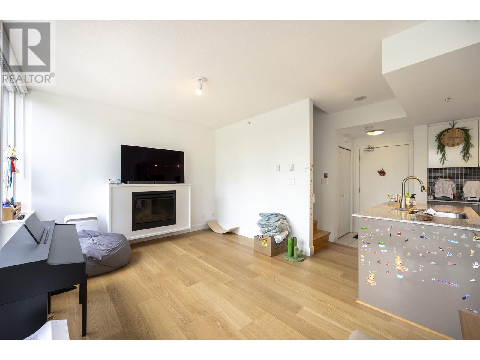 208 4808 Hazel Street, Burnaby, British Columbia  V5H 0A2 - Photo 6 - R2885469