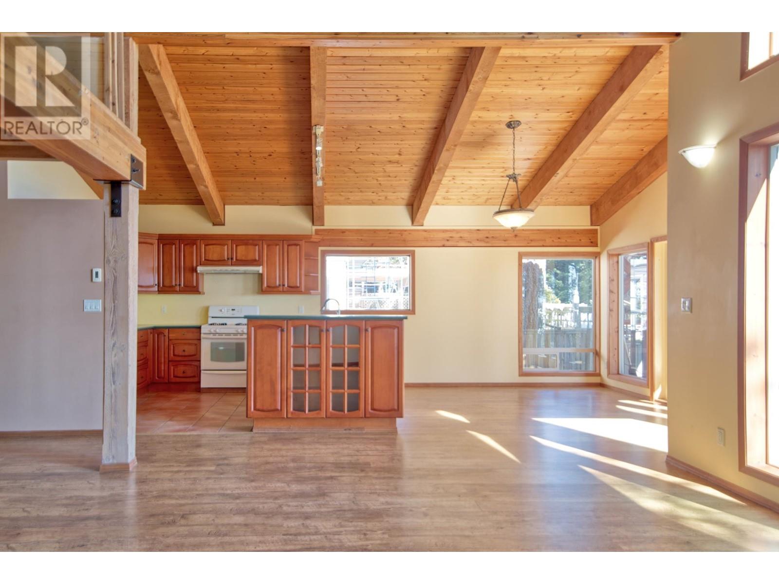 6325 Sunshine Coast Highway, Sechelt, British Columbia  V7Z 0M3 - Photo 14 - R2884344