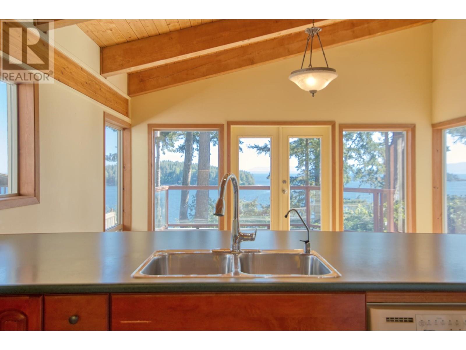 6325 Sunshine Coast Highway, Sechelt, British Columbia  V7Z 0M3 - Photo 25 - R2884344