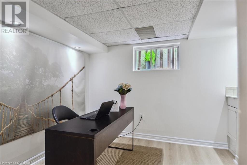 65 Mineola Road E, Mississauga, Ontario L5G 2E4 - Photo 31 - 40590704