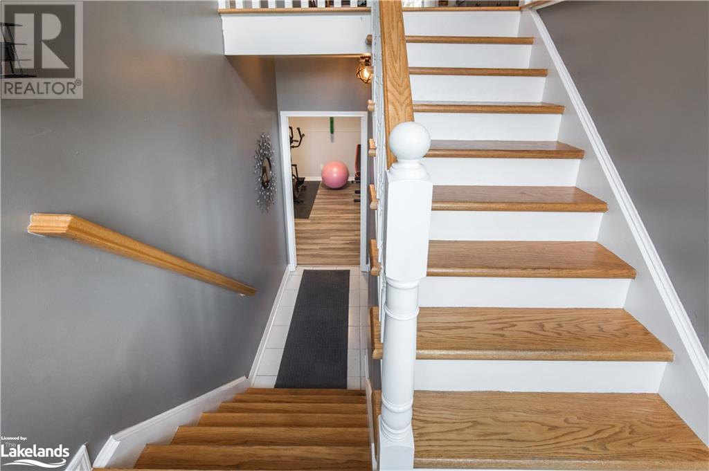 8 Caldas Circle, Wasaga Beach, Ontario  L9Z 1L1 - Photo 3 - 40571374