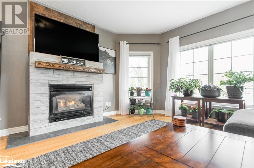 8 Caldas Circle, Wasaga Beach, Ontario  L9Z 1L1 - Photo 9 - 40571374