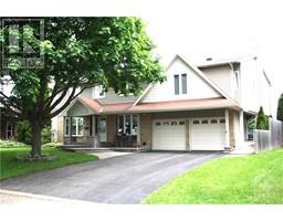 410 LOUIS RIEL DRIVE Queenswood Heights South