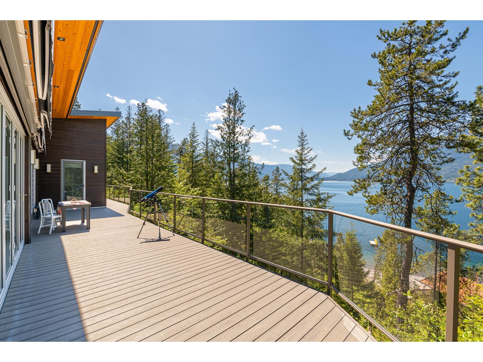 17246 Pilot Bay Road, Crawford Bay, British Columbia  V0B 1X0 - Photo 19 - 2477142