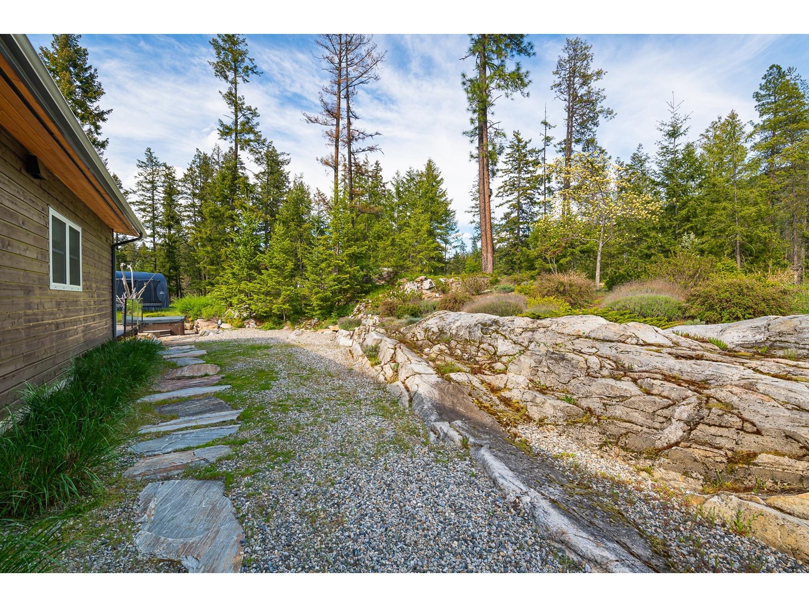 17246 Pilot Bay Road, Crawford Bay, British Columbia  V0B 1X0 - Photo 27 - 2477142