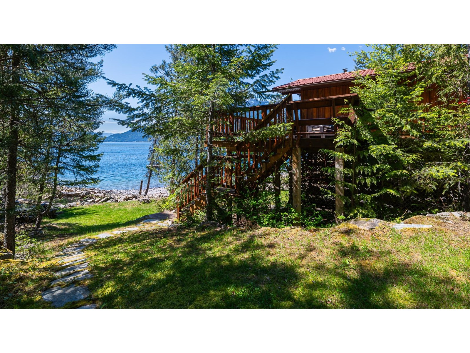 17246 Pilot Bay Road, Crawford Bay, British Columbia  V0B 1X0 - Photo 31 - 2477142