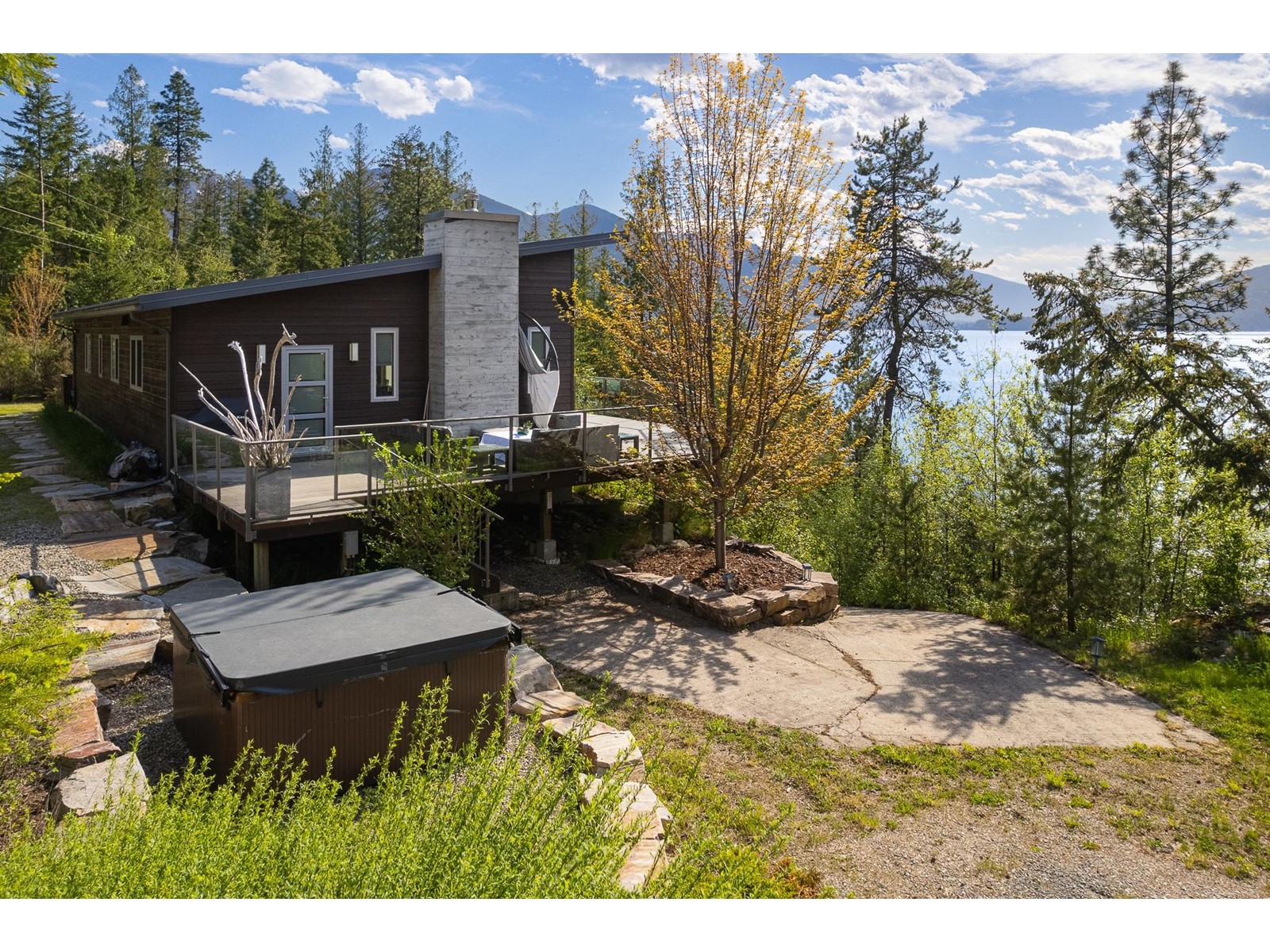 17246 Pilot Bay Road, Crawford Bay, British Columbia  V0B 1X0 - Photo 49 - 2477142