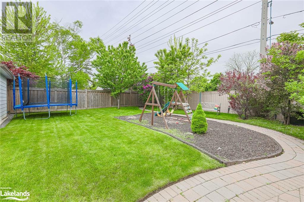 1765 Pickmere Court, Mississauga, Ontario  L4X 1Z3 - Photo 44 - 40592514