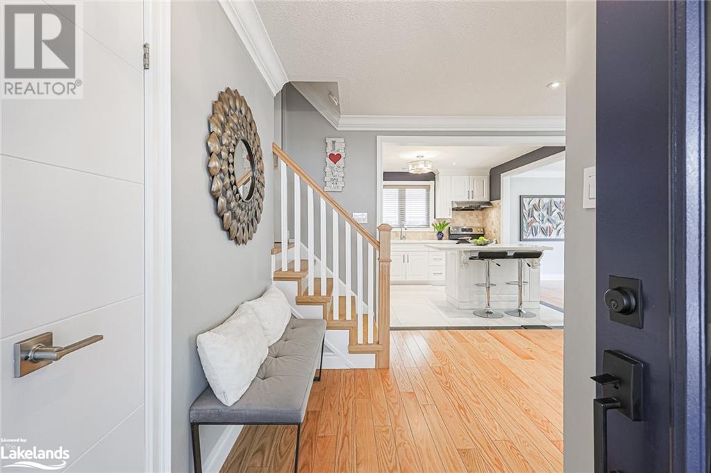 1765 Pickmere Court, Mississauga, Ontario  L4X 1Z3 - Photo 6 - 40592514