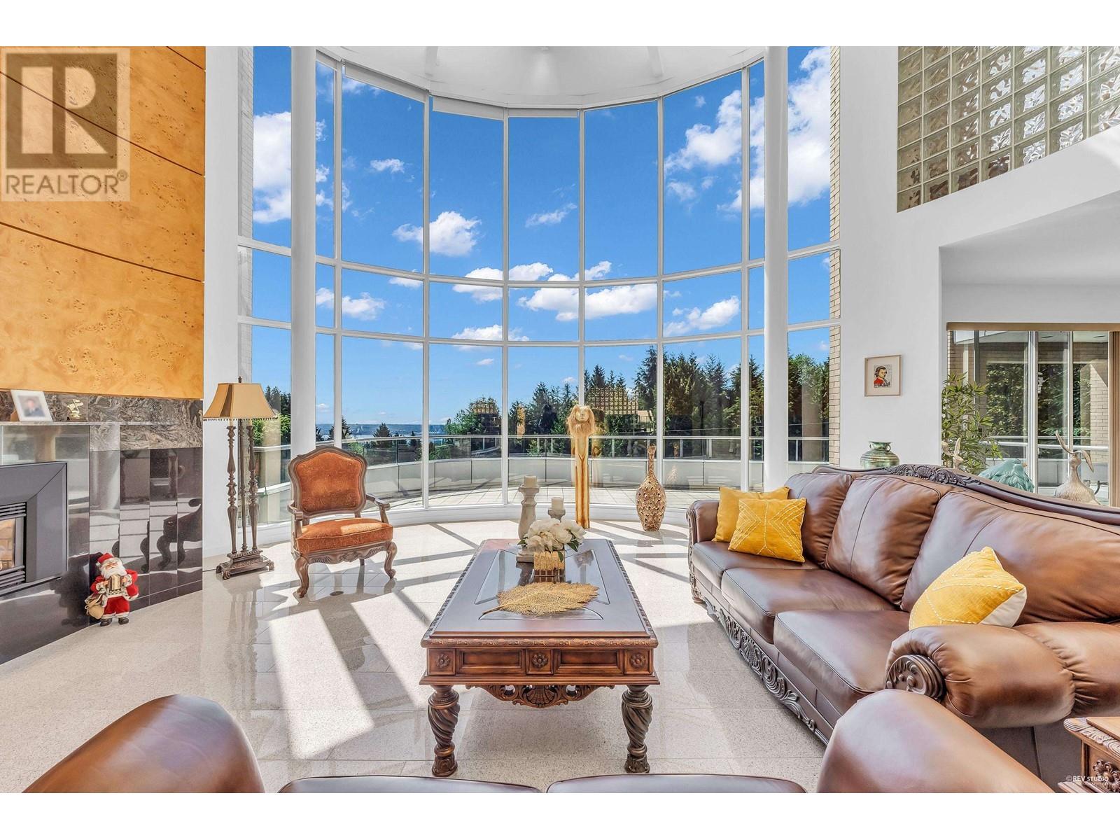 838 Pyrford Road, West Vancouver, British Columbia  V7S 2A1 - Photo 2 - R2885419