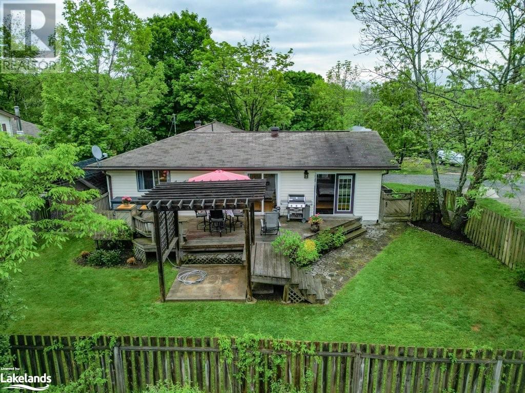 55 Forest Street, Parry Sound, Ontario  P2A 2R2 - Photo 8 - 40592586