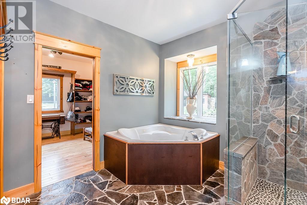 697 Lafontaine Road E, Tiny, Ontario  L9M 0S5 - Photo 14 - 40593300