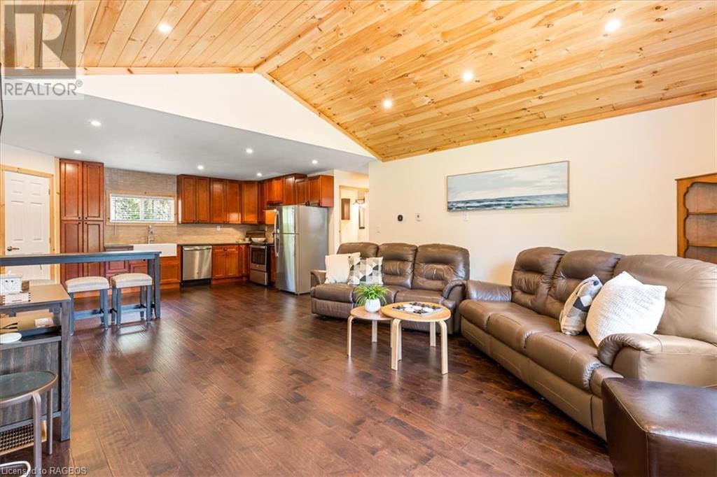 19 Murray Avenue, Northern Bruce Peninsula, Ontario  N0H 1W0 - Photo 22 - 40587517