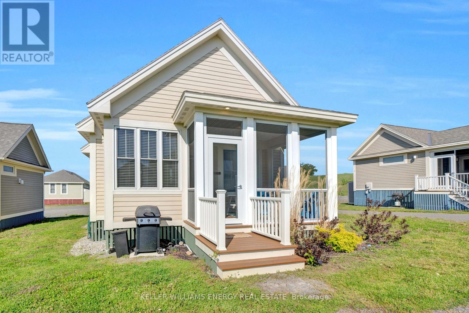 43 BUTTERNUT LANE, Prince Edward County, Ontario