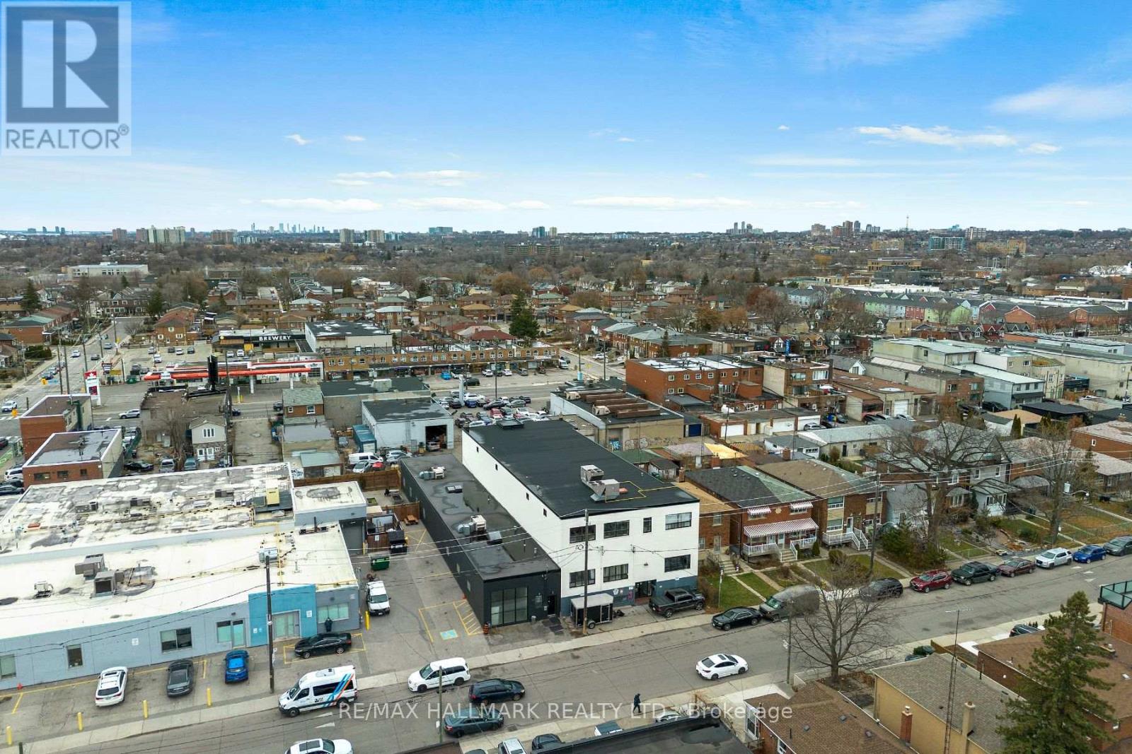 346-348 Ryding Avenue, Toronto, Ontario  M6N 1H5 - Photo 14 - W8361976