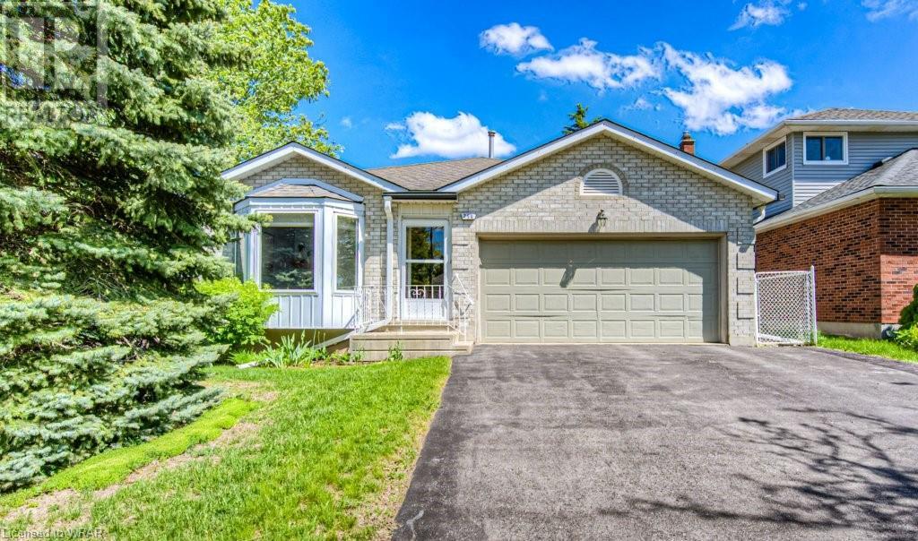 256 ROLLING MEADOWS Drive, kitchener, Ontario