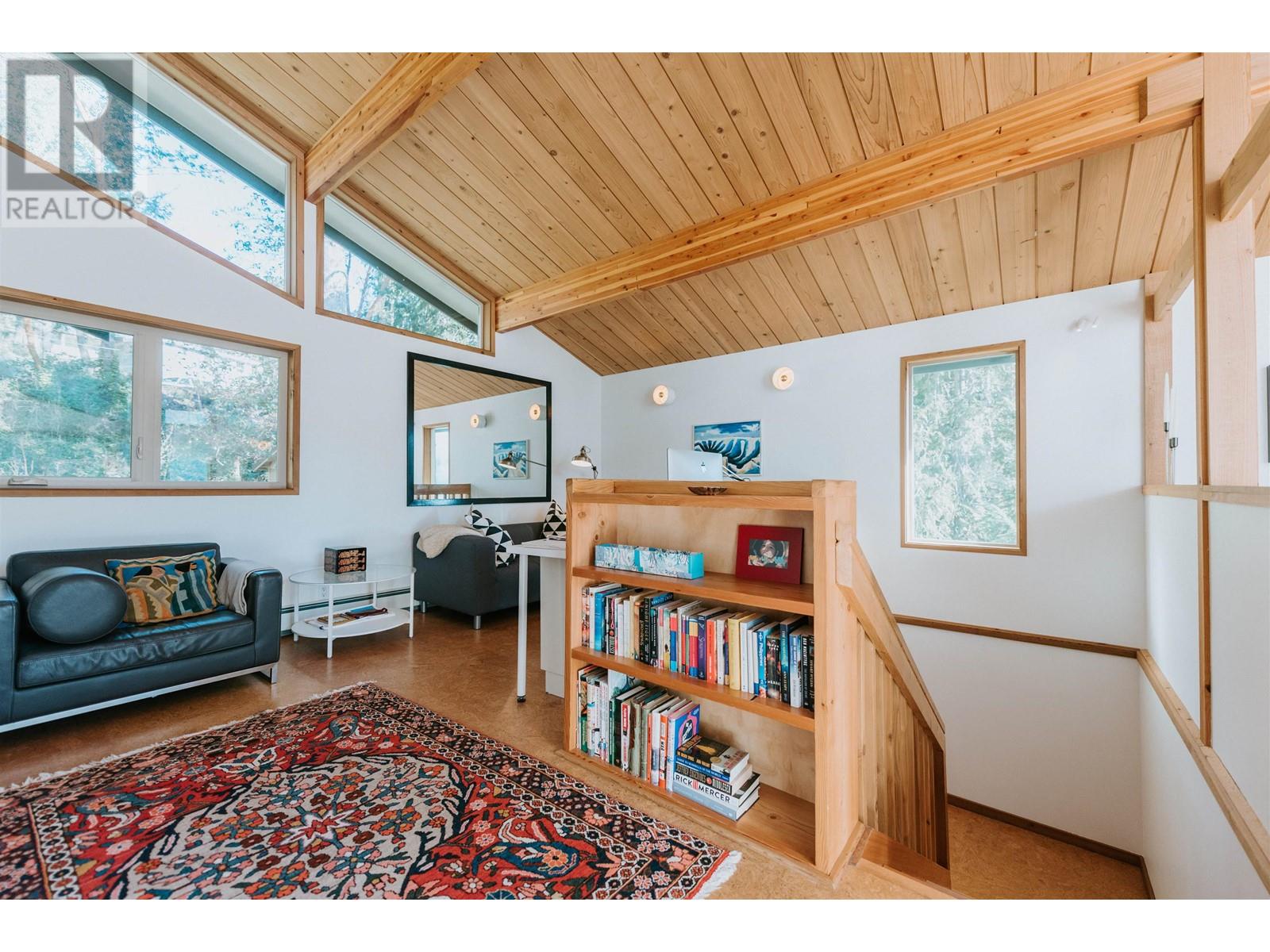 4975 Panorama Drive, Garden Bay, British Columbia  V0N 1S0 - Photo 14 - R2885767