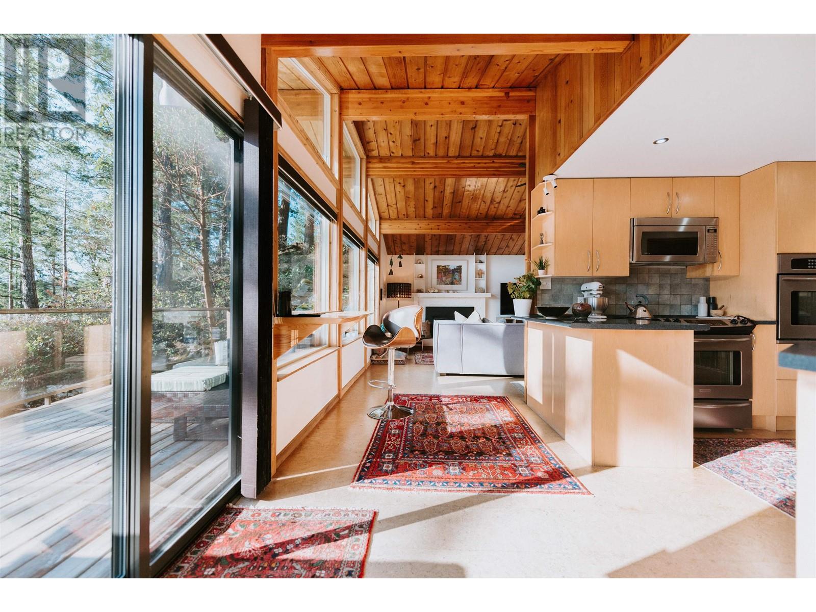 4975 Panorama Drive, Garden Bay, British Columbia  V0N 1S0 - Photo 17 - R2885767