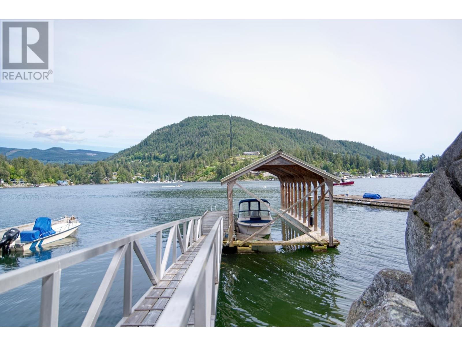 4975 Panorama Drive, Garden Bay, British Columbia  V0N 1S0 - Photo 4 - R2885767