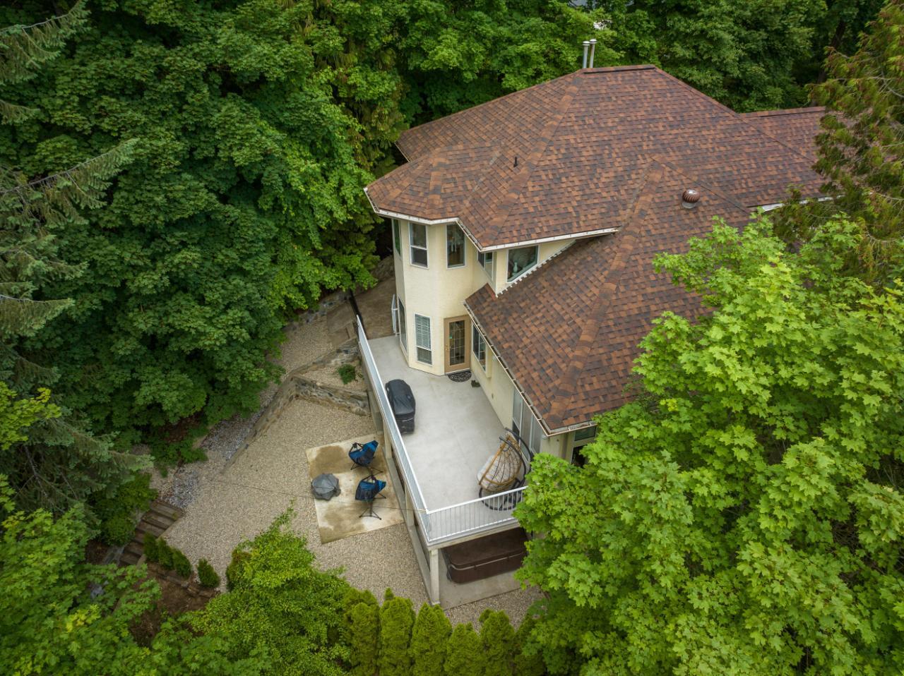 1611 Park Street, Rossland, British Columbia  V0G 1Y0 - Photo 2 - 2477157