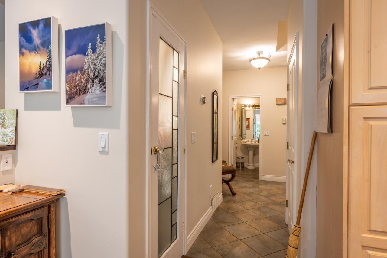 1611 Park Street, Rossland, British Columbia  V0G 1Y0 - Photo 27 - 2477157