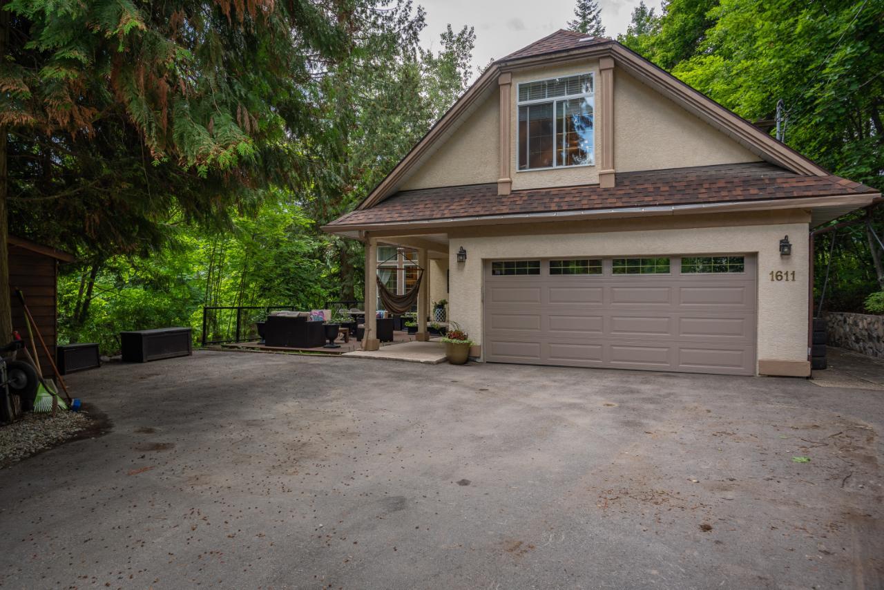 1611 Park Street, Rossland, British Columbia  V0G 1Y0 - Photo 3 - 2477157