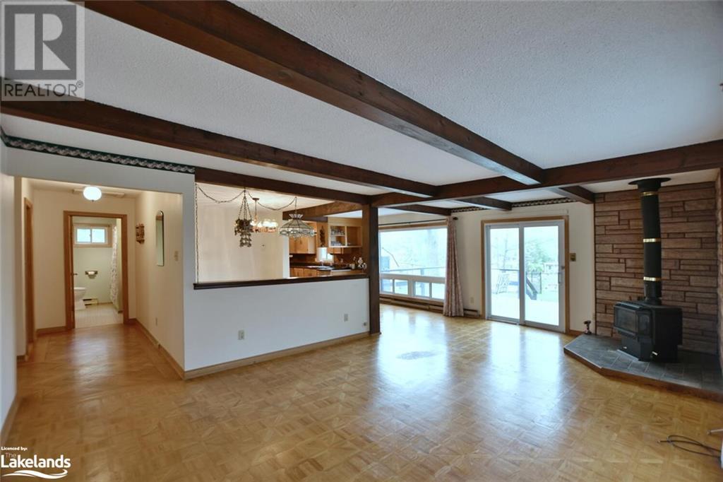 76 32nd Street S, Wasaga Beach, Ontario  L9Z 2S5 - Photo 12 - 40591271