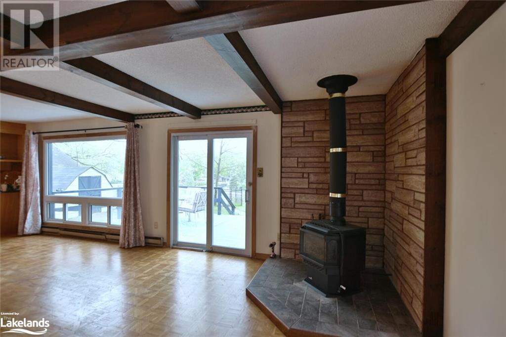 76 32nd Street S, Wasaga Beach, Ontario  L9Z 2S5 - Photo 13 - 40591271