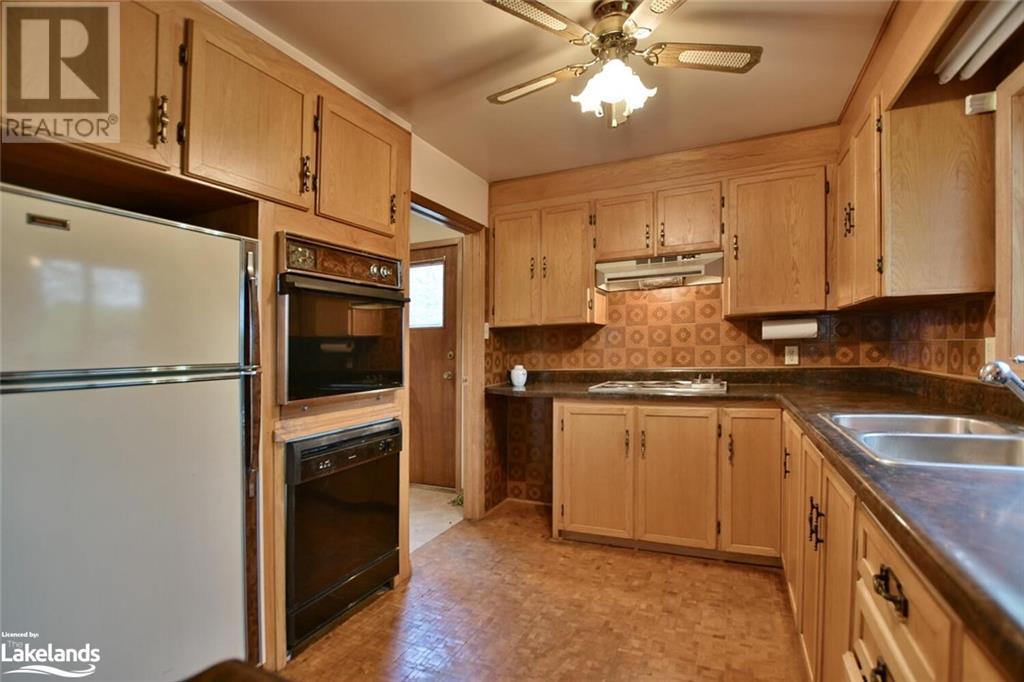 76 32nd Street S, Wasaga Beach, Ontario  L9Z 2S5 - Photo 29 - 40591271